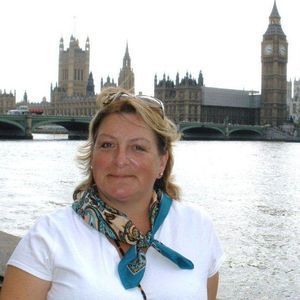 Meet your Posher, Deborah